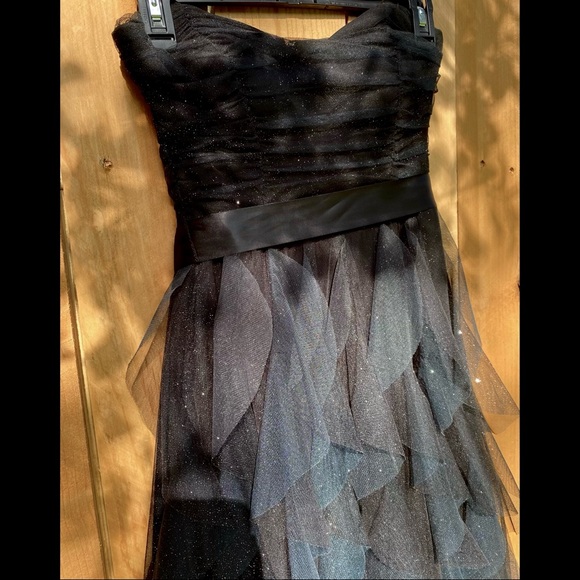 BLACK & WHITE OMBRÉ SPARKLY PROM DRESS - Picture 6 of 7